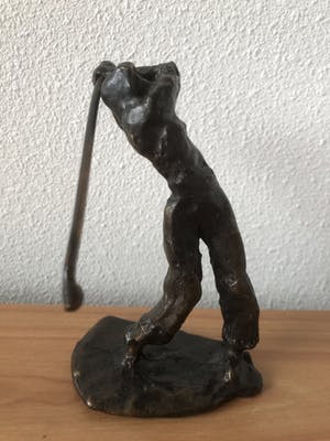 Brons (Onbekend) - Prachtig massief beeld van een golfspeler in actie kopen? Bied vanaf 35!