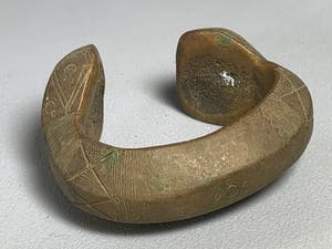 Dogon - Tribal used antique Tuareg bracelet or manilla - Nigeria kopen? Bied vanaf 25!