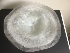 Niet of onleesbaar gesigneerd - Schaal en vaas kopen? Bied vanaf 10!