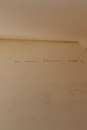 Marcel van Eeden - Vrouw in een interieur - originele potloodtekening kopen? Bied vanaf 675!