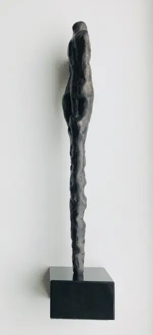 Elly du Clou-Bruggeman - Together Strong - Beeld Brons kopen? Bied vanaf 169!