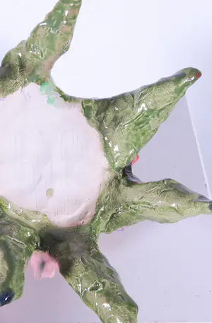 Wendy Limburg - Keramieken dekselvaas met tulpen kopen? Bied vanaf 100!