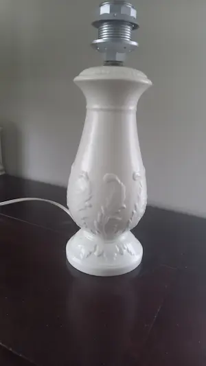 Wedgwood - 1 lampvoet met kap kopen? Bied vanaf 45!