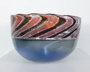 AcheterRichard Price - Glasobject / Zeer grote glazen kom of vaas met goud, rood en blauw? Enchérissez de 250!