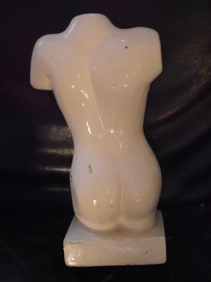 Niet of onleesbaar gesigneerd - torso vrouw kopen? Bied vanaf 10!