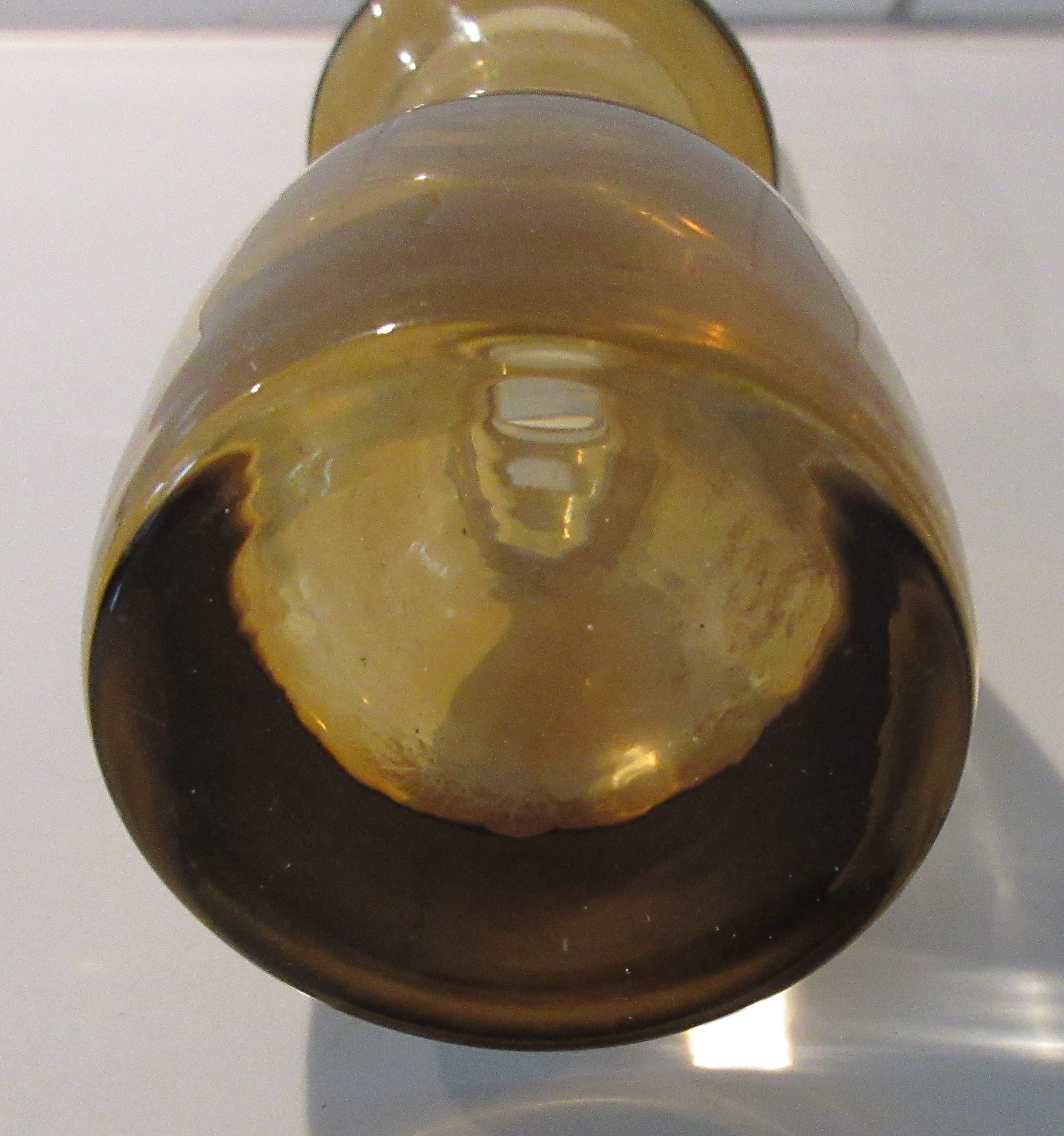 Niet of onleesbaar gesigneerd - Lot van 5 sixties glazen vaasjes kopen? Bied vanaf 1!