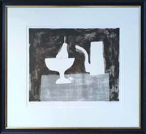 Klaas Gubbels - Litho:' Theekan en fruitschaal' - Nieuw ingelijst - Kleine oplage. verkocht voor € 450!