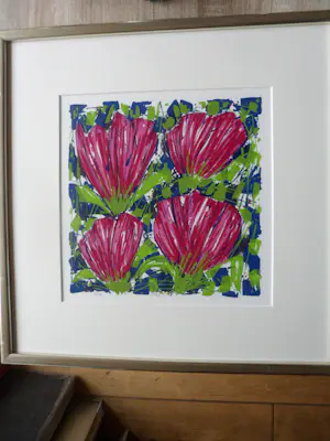 Ad van Hassel - Zeefdruk. ”Tulpen VII” ingelijst kopen? Bied vanaf 40!