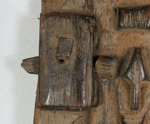 Dogon - Rijkelijk gedecoreerd houten graandeurtje kopen? Bied vanaf 1!