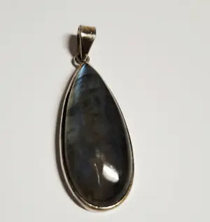 nieuwe Zilveren Hanger met Spectroliet / labradoriet kopen? Bied vanaf 60!