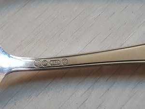 Georg Nilsson - Broodmes, 6 Dinermessen 6 Dinerlepels - Model Riche 694 kopen? Bied vanaf 1!