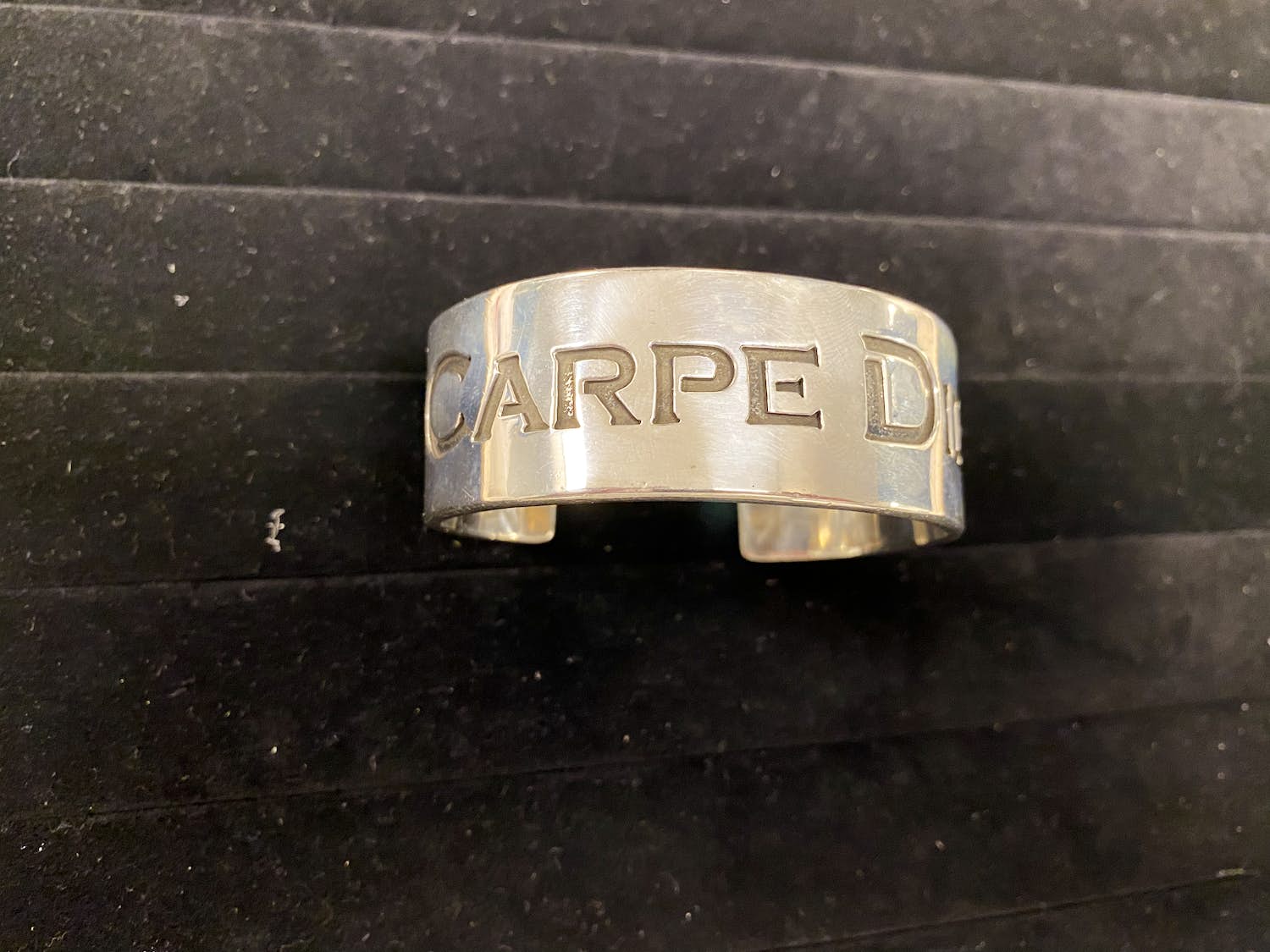Zilveren Armband “Carpe Diem” kopen? Bied vanaf 150!