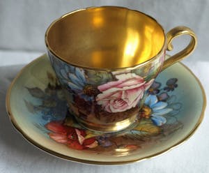 Curiosa - Bloementheekopje + schoteltje - Aynsley China Ltd. , ontwerp J.A. Bailey kopen? Bied vanaf 1!