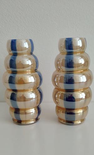 Niet of onleesbaar gesigneerd - 2 prachtige vazen, parelmoer, glas, Art Deco kopen? Bied vanaf 1!