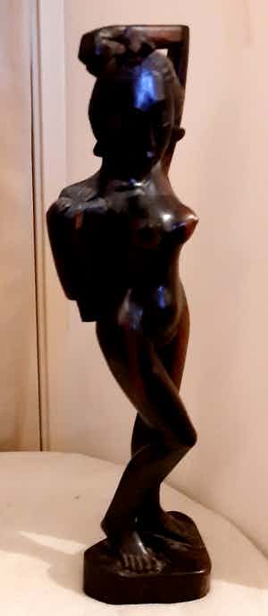 Godin figuur uit Indonesië, Eben Wood verkocht voor € 1!