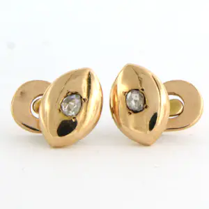 18k gouden boordknopen bezet met diamant kopen? Bied vanaf 210!