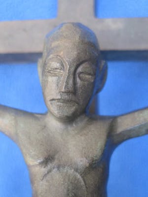 Brons (Onbekend) - Modern bronzen kruisbeeld. kopen? Bied vanaf 20!