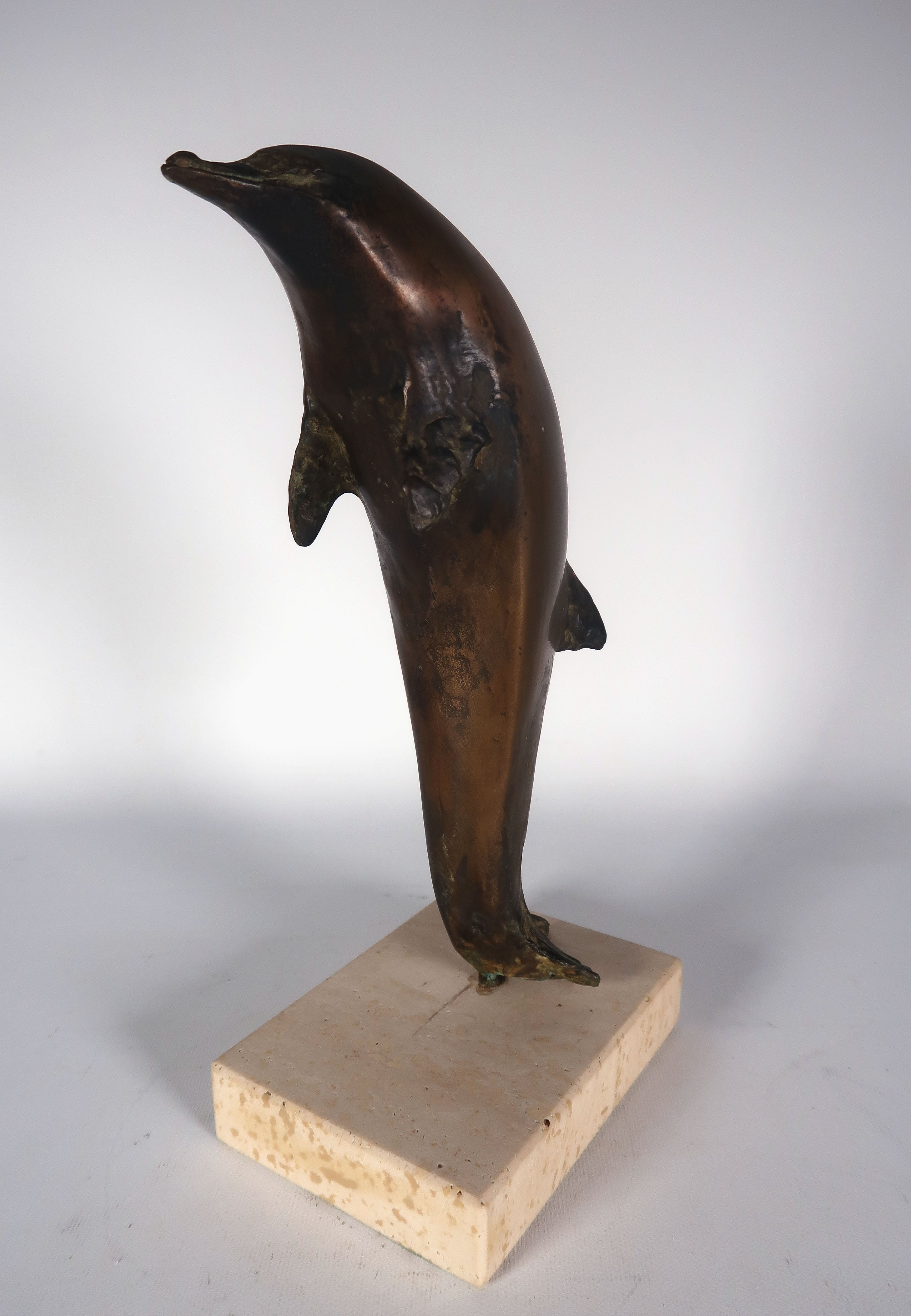 Theresia van der Pant - Brons en travertine, Dolfijn kopen? Bied vanaf 850!