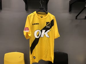 Curiosa - Swim to Fight Cancer wedstrijdshirt - Ramon Hendriks kopen? Bied vanaf 50!