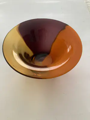 Bernard Heesen - Tweekleurige glazen kom/vaas kopen? Bied vanaf 50!