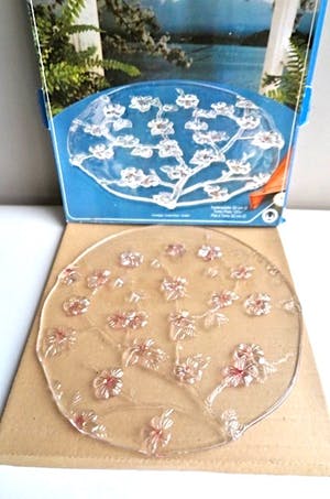 Walther glas - Blad/ Taartplateau - Kristalglas - Roosjesdecor in reliëf (Valentijnsdag-item) kopen? Bied vanaf 1!