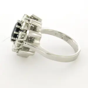 18k witgouden ring bezet met saffier en briljant geslepen diamanten tot. 0.65ct kaufen? Bieten Sie von 800!