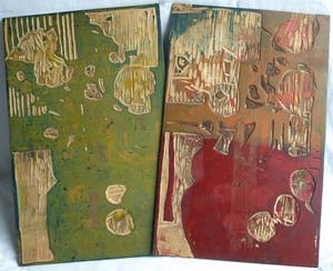 Fon Klement - De 2 dubbelzijdige houten drukblokken van de houtsnede ‘Pioenrozen en appels’ kopen? Bied vanaf 60!