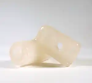 Immanuel Klein - Vrijgevormd object van albast, Industrial sculpture verkocht voor € 100!