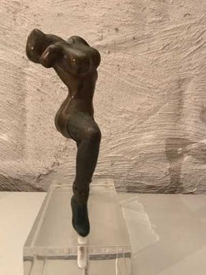 Niet of onleesbaar gesigneerd - Bronzen sculptuur, erotisch naakt kopen? Bied vanaf 1!