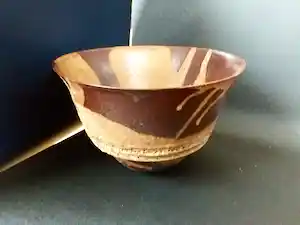 Sonja Landweer - Schaal, kom. 14,5 cm hoog. Uitlopend naar boven. vendu pour 50€ !
