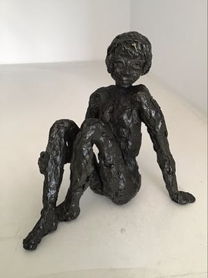 Astrid Veldhuyzen-Koppen - Sculptuur “ In gedachten “ kopen? Bied vanaf 40!