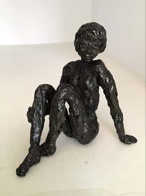 Astrid Veldhuyzen-Koppen - Sculptuur “ In gedachten “ verkocht voor € 40!