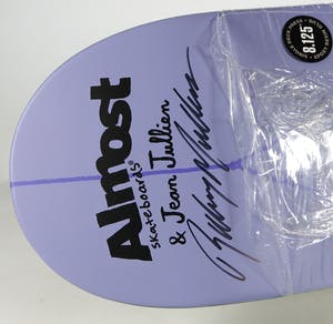 Curiosa - Almost - Rodney Mullen & Jean Jullien - Gesigneerd skatedeck Poker Slick kopen? Bied vanaf 1!