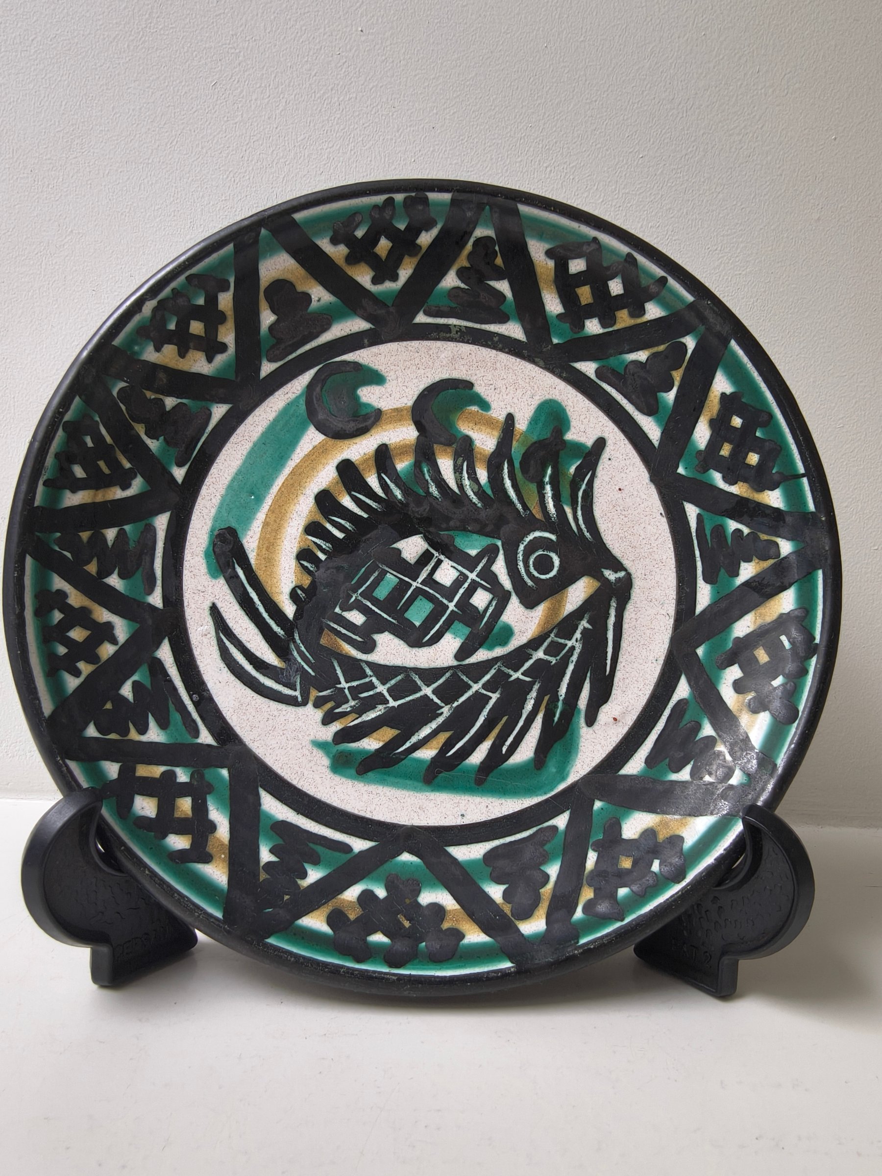 Buy Jan van Stolk - Uniek keramisch bord van Jan van Stolk? Bid from 45!