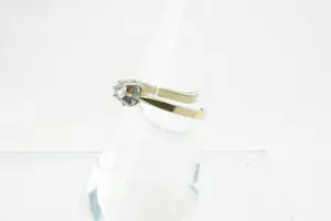 1080 - Elegante 14 Krt bi-color gouden dames solitair ring met 0.18ct briljant kopen? Bied vanaf 160!