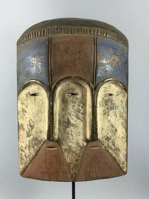 Fang - 200351 - Old Tribal used African 3-Eyes Mask from the Fang - Gabon. kopen? Bied vanaf 45!