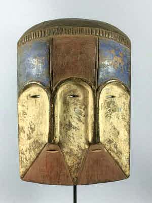 Fang - 200351 - Old Tribal used African 3-Eyes Mask from the Fang - Gabon. verkocht voor € 45!