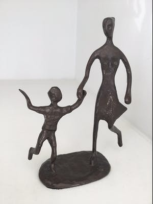 Bodrul Khalique - Twee sculpturen “ MOEDER EN KIND “ kopen? Bied vanaf 75!