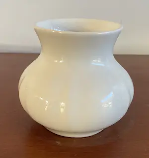 Porceleyne Fles - Delfts wit platelen vaasje kopen? Bied vanaf 25!