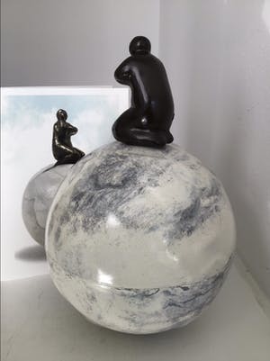 Corry Ammerlaan - Beeld “ De wereldwijde denker “ kopen? Bied vanaf 1!