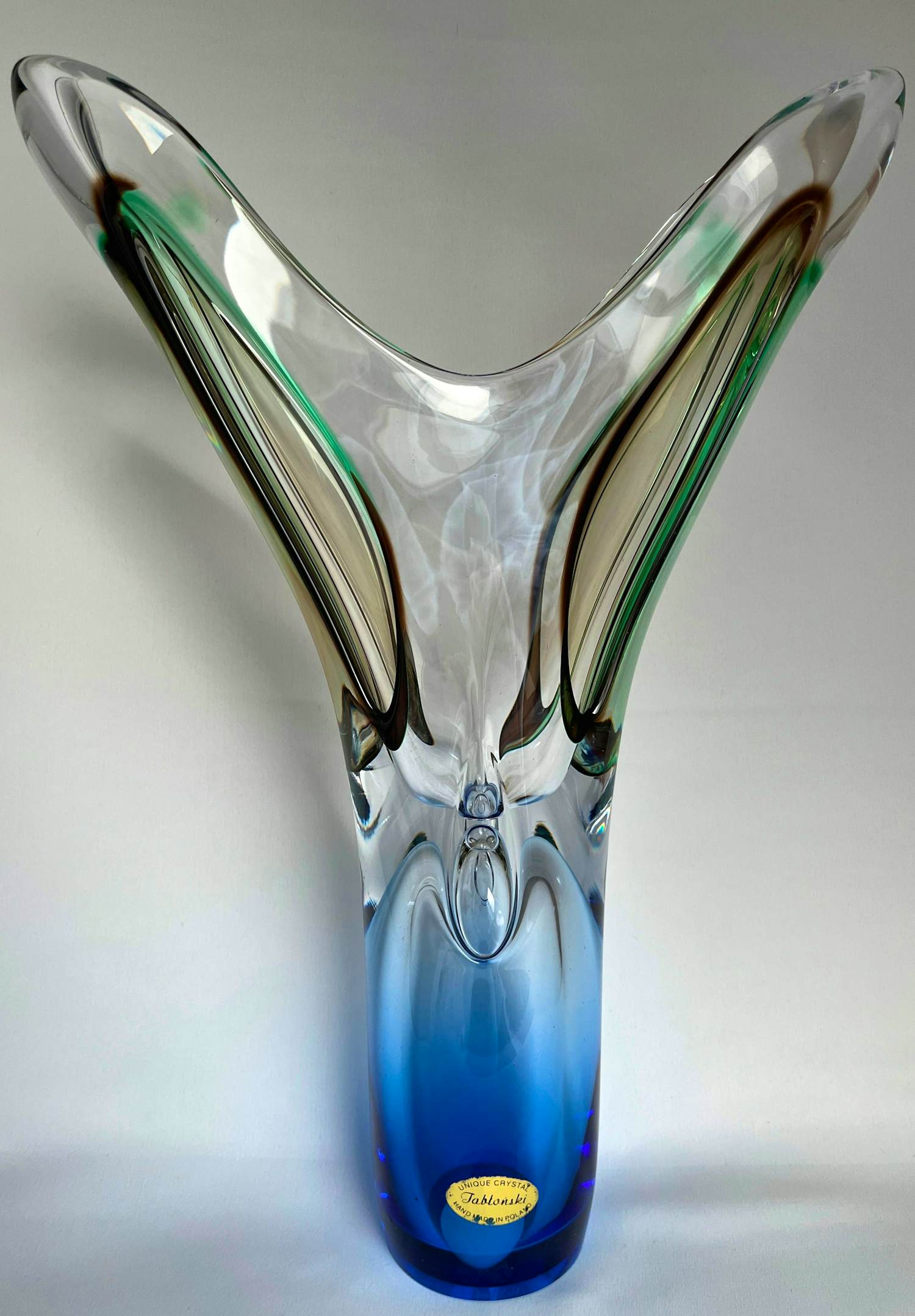 Adam Jablonski - Ornamental vase "Demure" kopen? Bied vanaf 150!