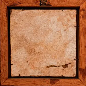 Porceleyne Fles - Drie antieke Delftsblauwe tegels van geglazuurd aardewerk, 17e eeuw. kopen? Bied vanaf 64!