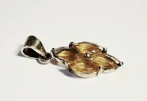 Nieuwe zilveren hanger met facet geslepen citrien: kopen? Bied vanaf 55!