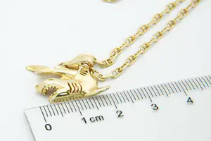 19- Lang & zo goed als nieuw 18Krt gouden anker collier met fraaie Haai hanger kopen? Bied vanaf 480!