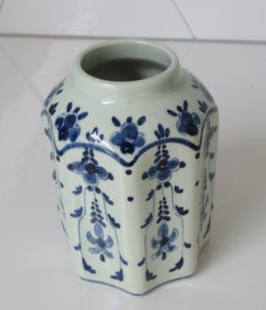 Plateelfabriek Schoonhoven N.V. - Delftsblauwe Hooimeijer Beschuitbus + theebusje Zenith Gouda kopen? Bied vanaf 30!