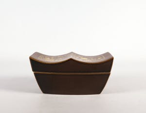 Eleonora Camstra - Aardewerk, Dekseldoos met bladgoud kopen? Bied vanaf 1!