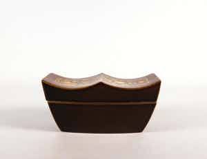 Eleonora Camstra - Aardewerk, Dekseldoos met bladgoud verkocht voor € 1!