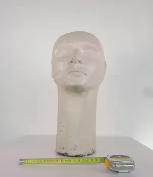 Ida De Roy - Set van twee sculpturen van keramiek, Hoofden kopen? Bied vanaf 200!