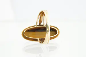 170 - Klassiek model ovalen 18 Krt geel gouden ring met tijgeroog edelsteen kopen? Bied vanaf 110!