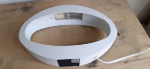 Philips - Design van Philips i.c.m. Massive: Tafellamp in aluminium met witte coating kopen? Bied vanaf 65!